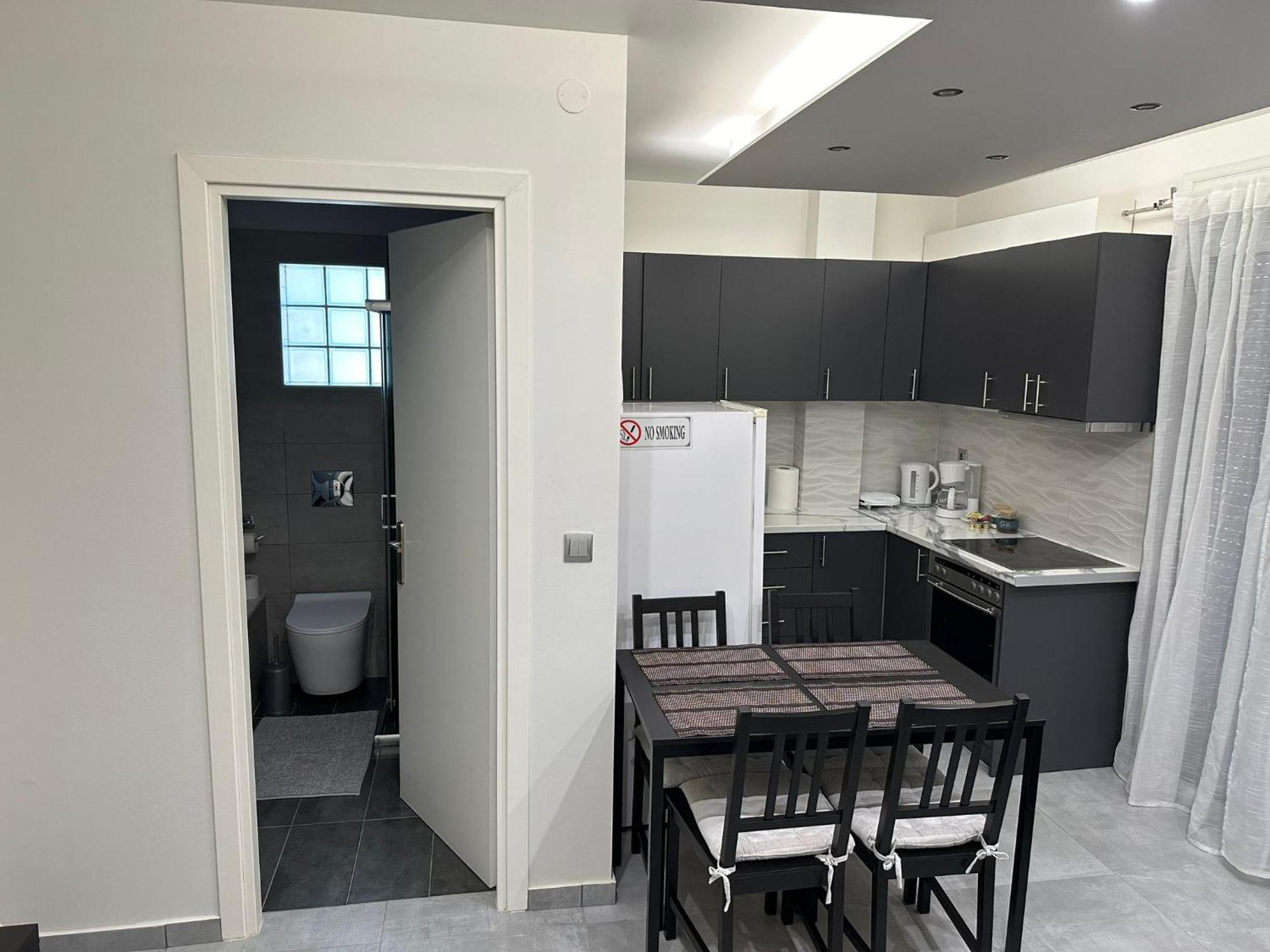 όμορφο δυάρι με βεράντα.! Apartment