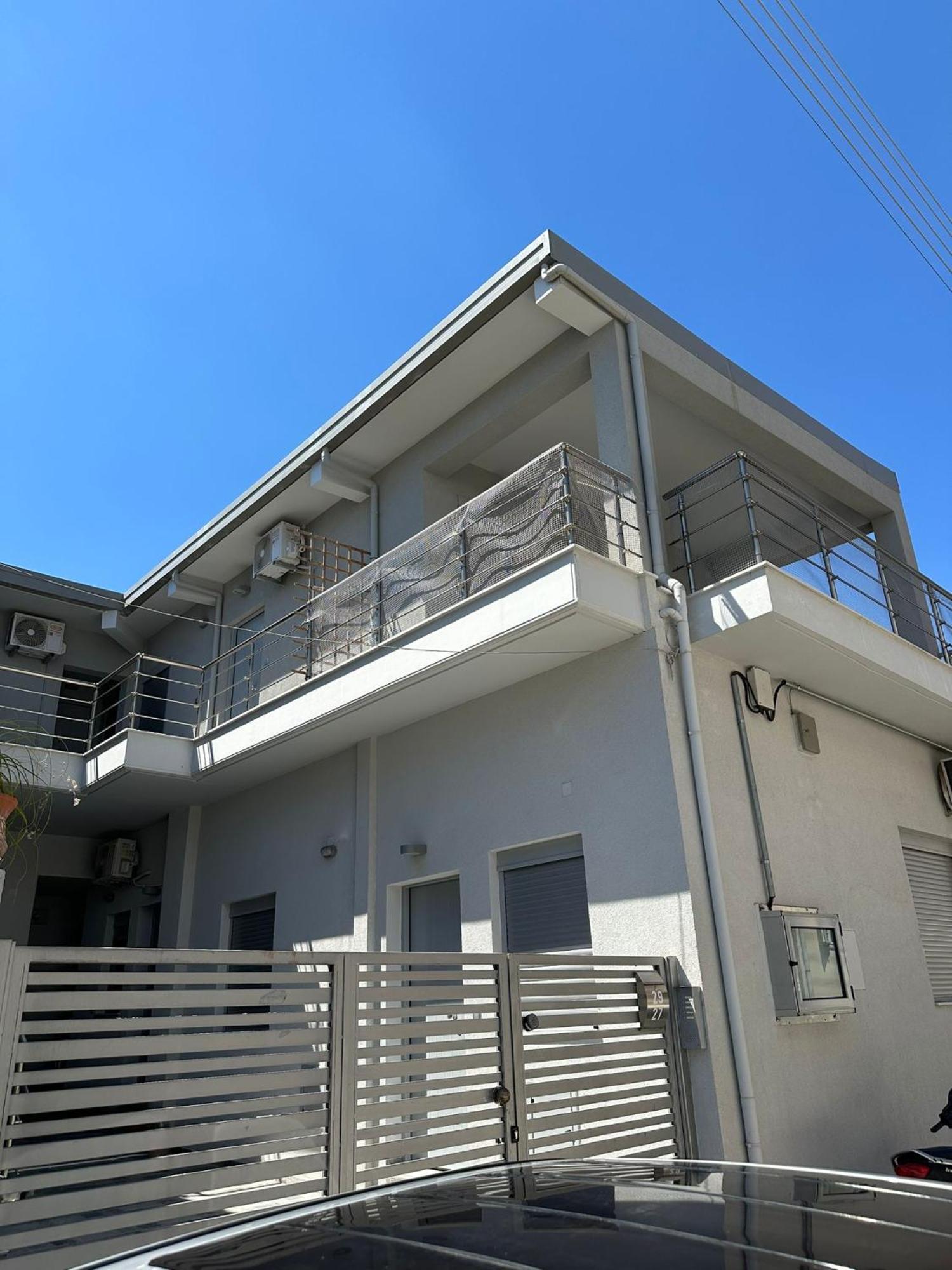 Apartment όμορφο δυάρι με βεράντα.! Kalamata